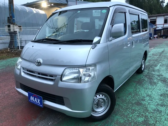 Toyota タウンエース 5ドアバン1.5DX