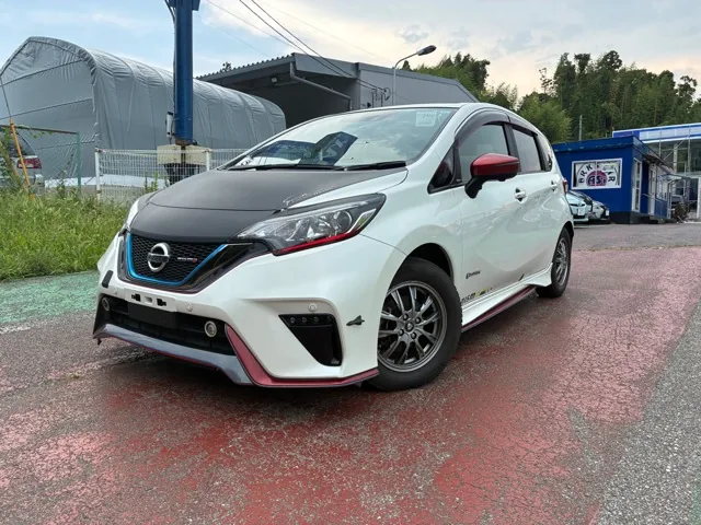 Nissan ノート 1.2e-POWER NISMO