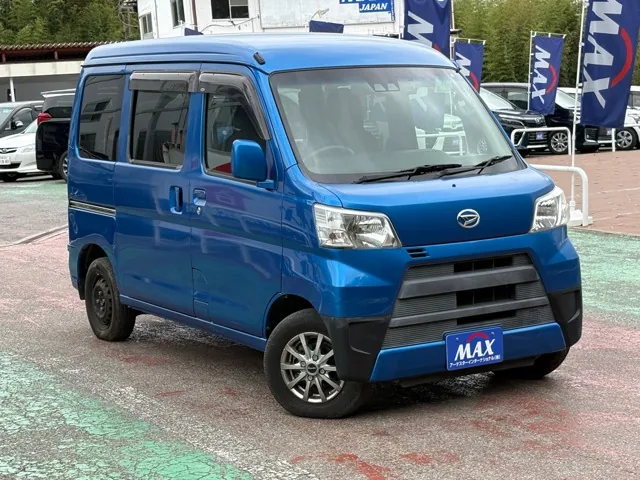 Daihatsu ハイゼット カーゴ660デラックスSAⅢ ハイルーフ